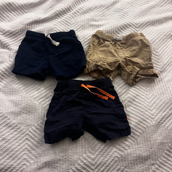 Carter’s 18 month Boys Shorts Bundle of 3 - Picture 1 of 7